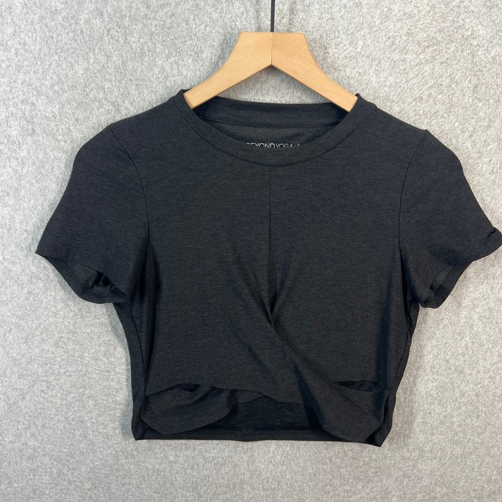Beyond Yoga Womens Twist Front Crop Top Charcoal Gray Heathered T-Shirt Size M
